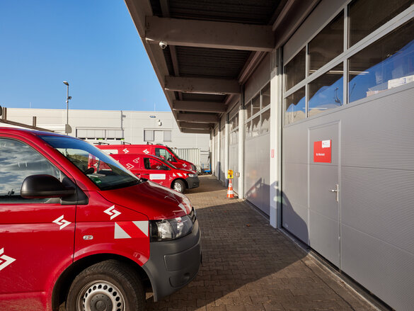 workshop, production hall, hall, chain assembly