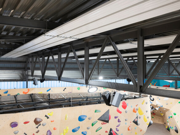 Zehnder ZIP reference of a boulderhall