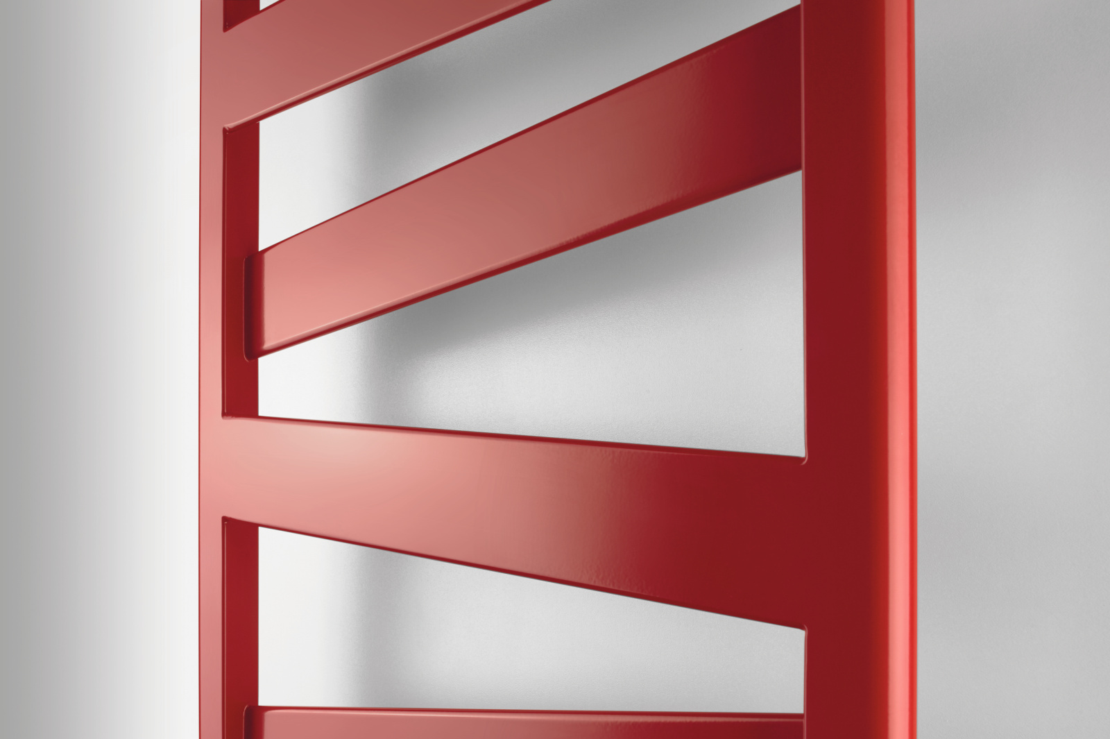Focus Zehnder Ribbon Decorative radiator Front view