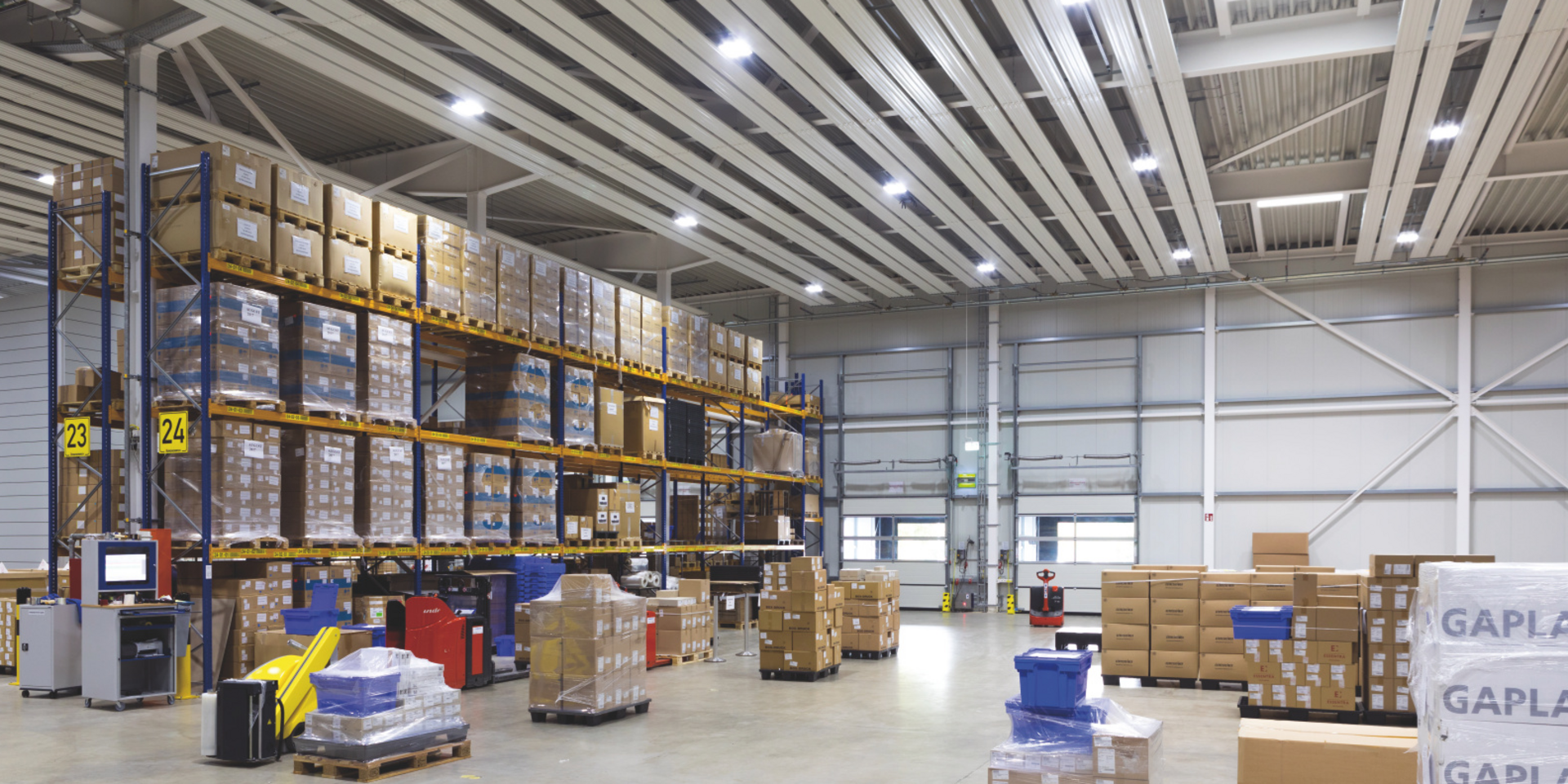 Reference Zehnder ZIP Heating and cooling ceiling system 