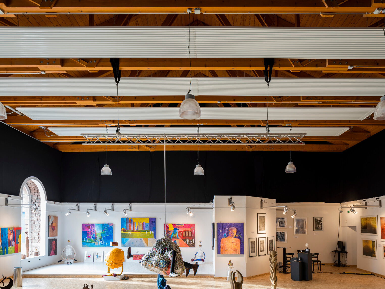 Reference Zehnder ZFP Heating and cooling ceilings 